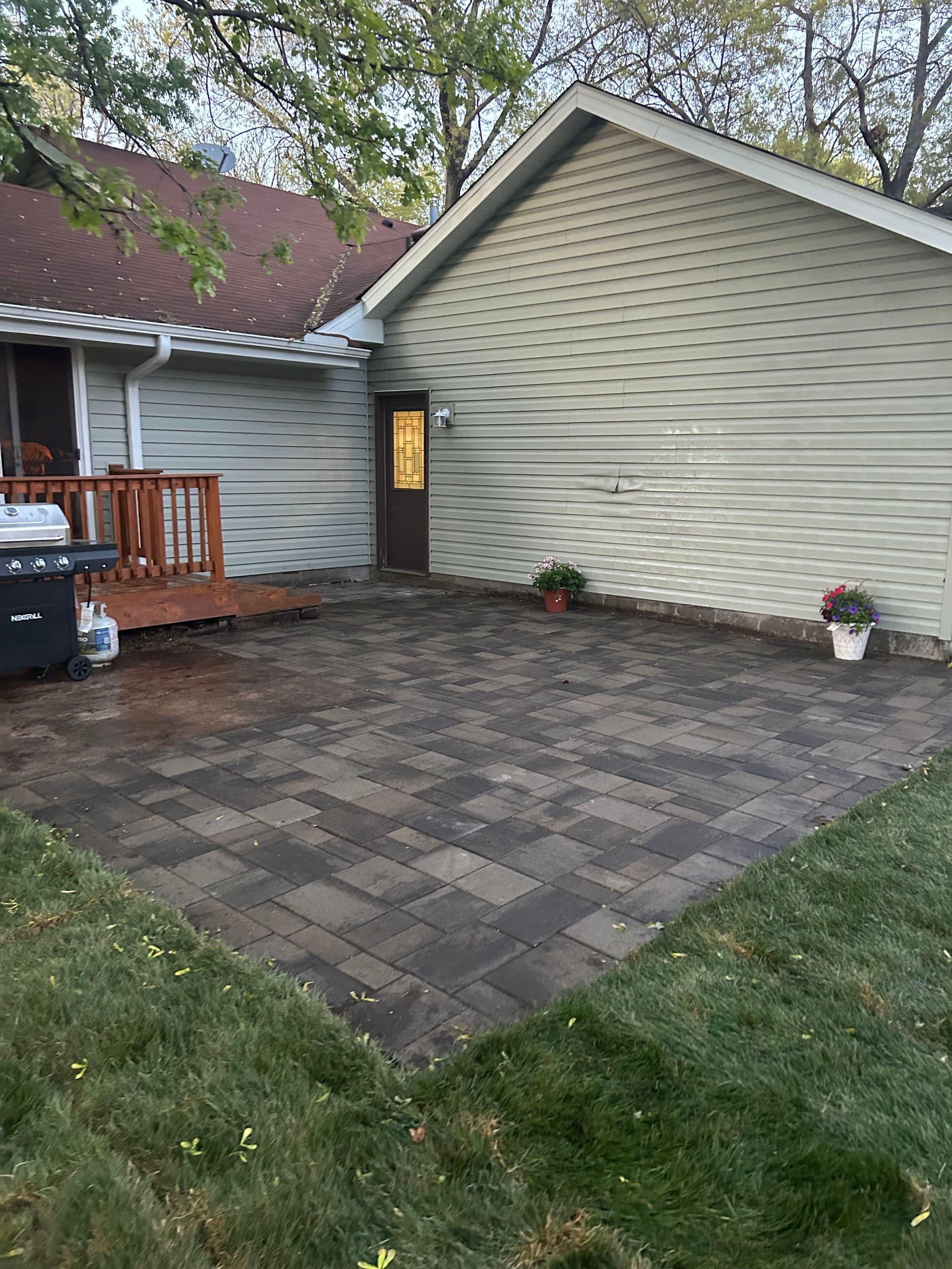 Gallery photos for 400 Sq. Ft. Paver Patio Installation in Mounds View MN: Image #1