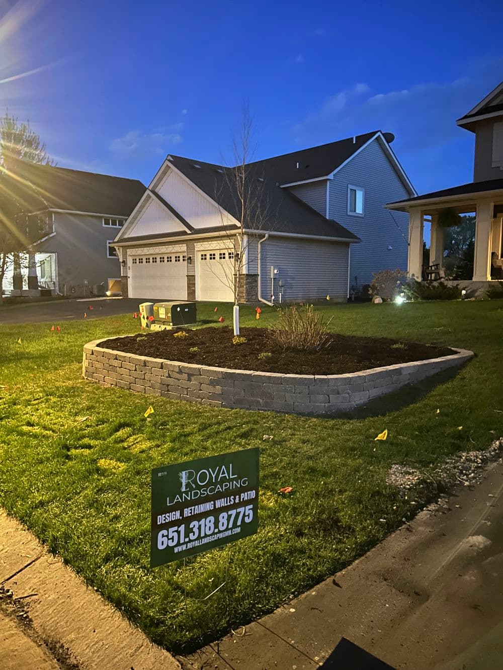 Gallery photos for Curved Retaining Wall and Planting Bed in Blaine MN: Image #1