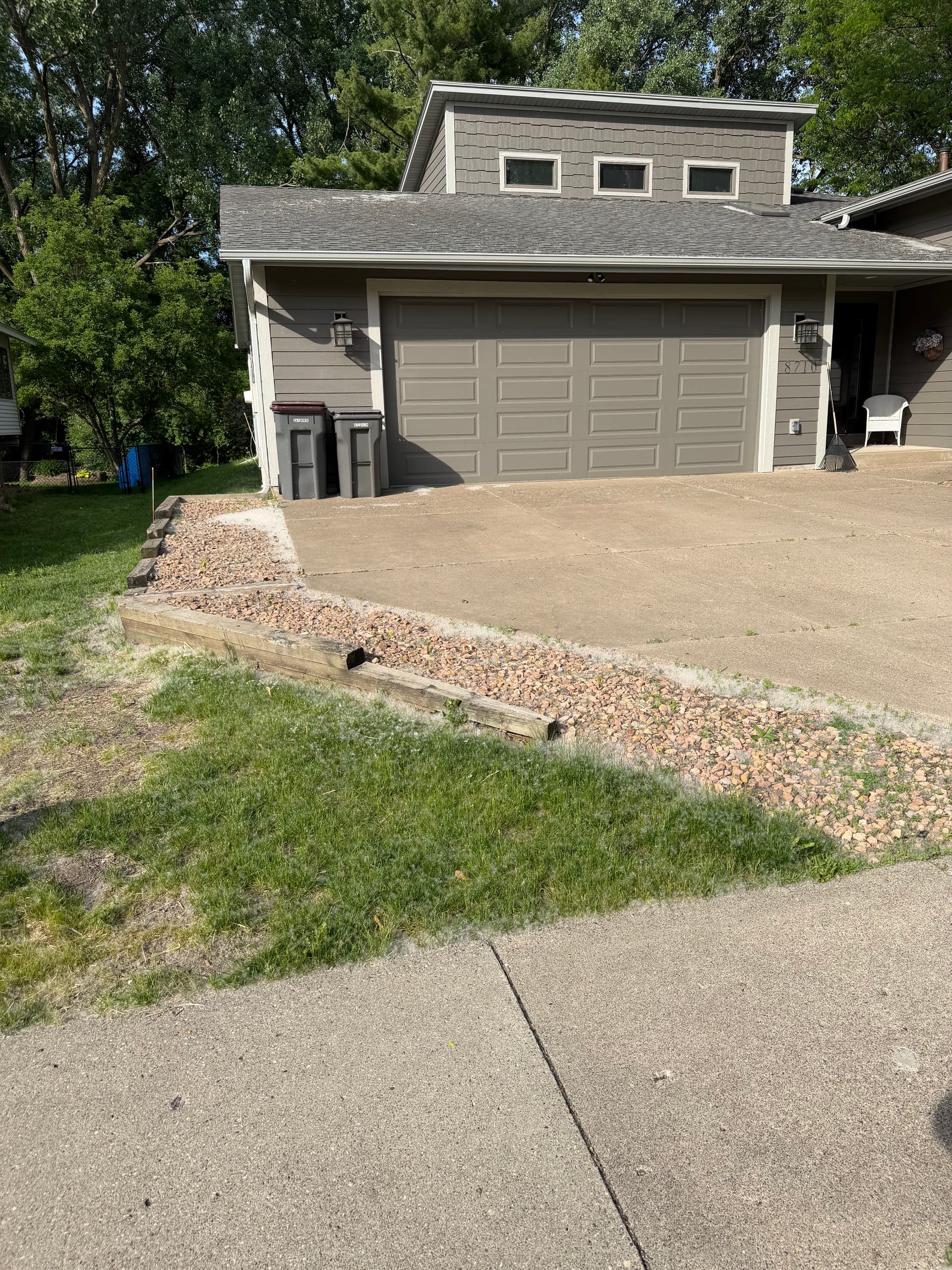 Gallery photos for 40-Foot Retaining Wall Fixes Drainage and Code Issues in Eden Prairie: Image #4